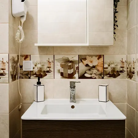 Zen 1 With Balcony *