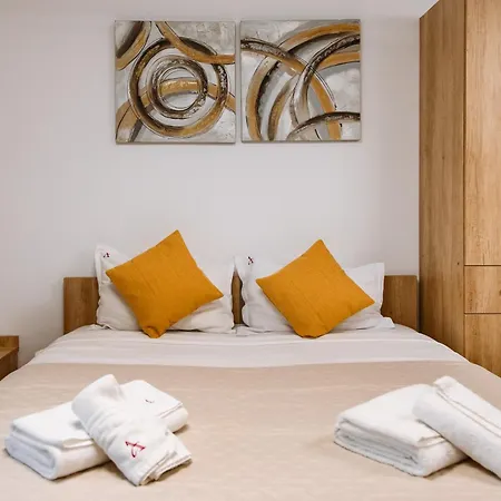 Zen 1 With Balcony *